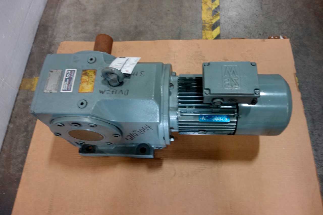 SEW EURODRIVE GEAR MOTOR - ELECTRIC MOTORS
