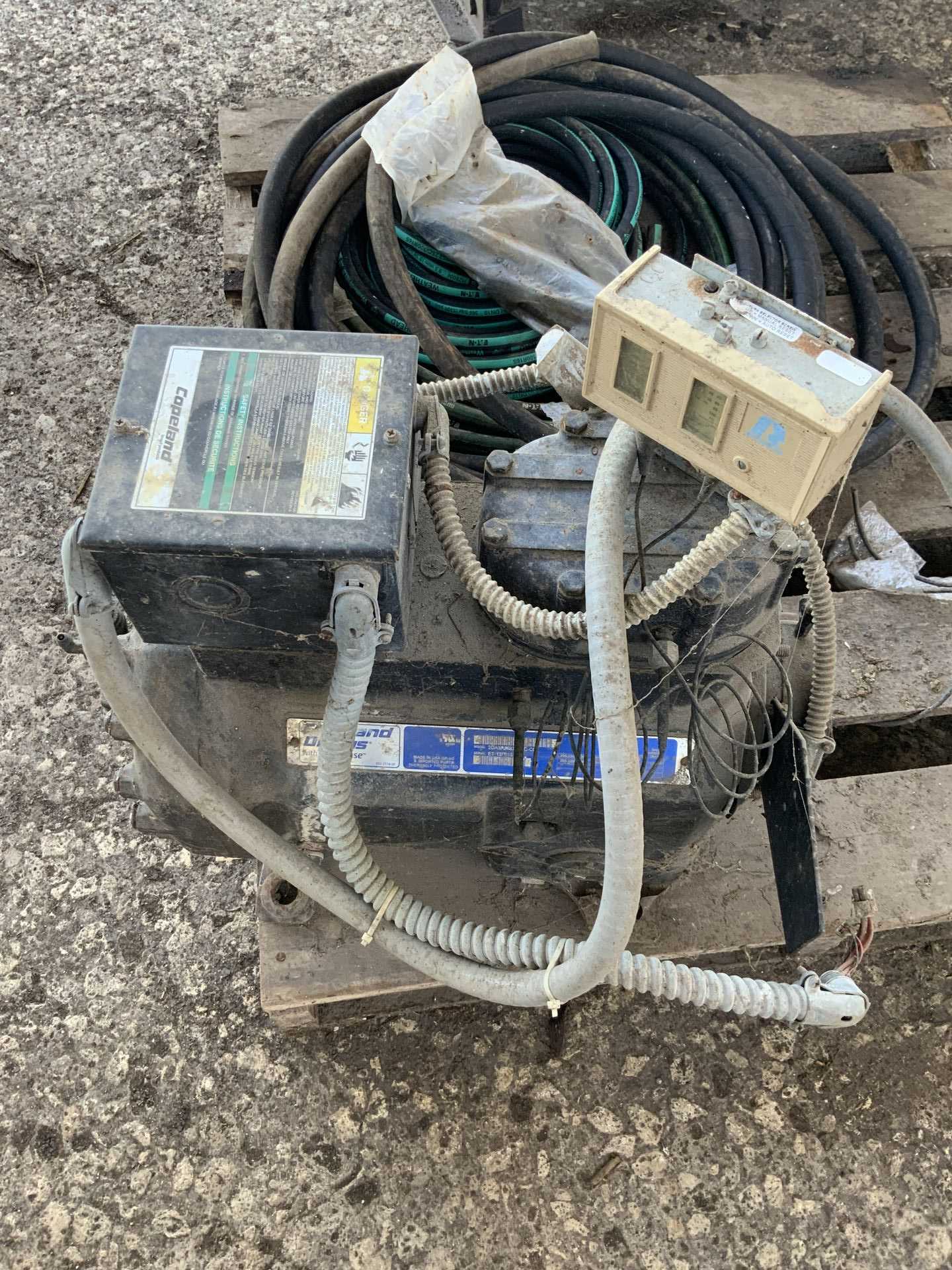 COPELAND DISCUS  AC COMPRESSOR - AC COMPRESSOR