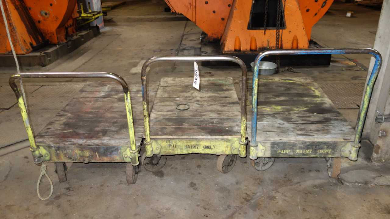 LOT OF 3 UTILITY CARTS - MISCELLANEOUS