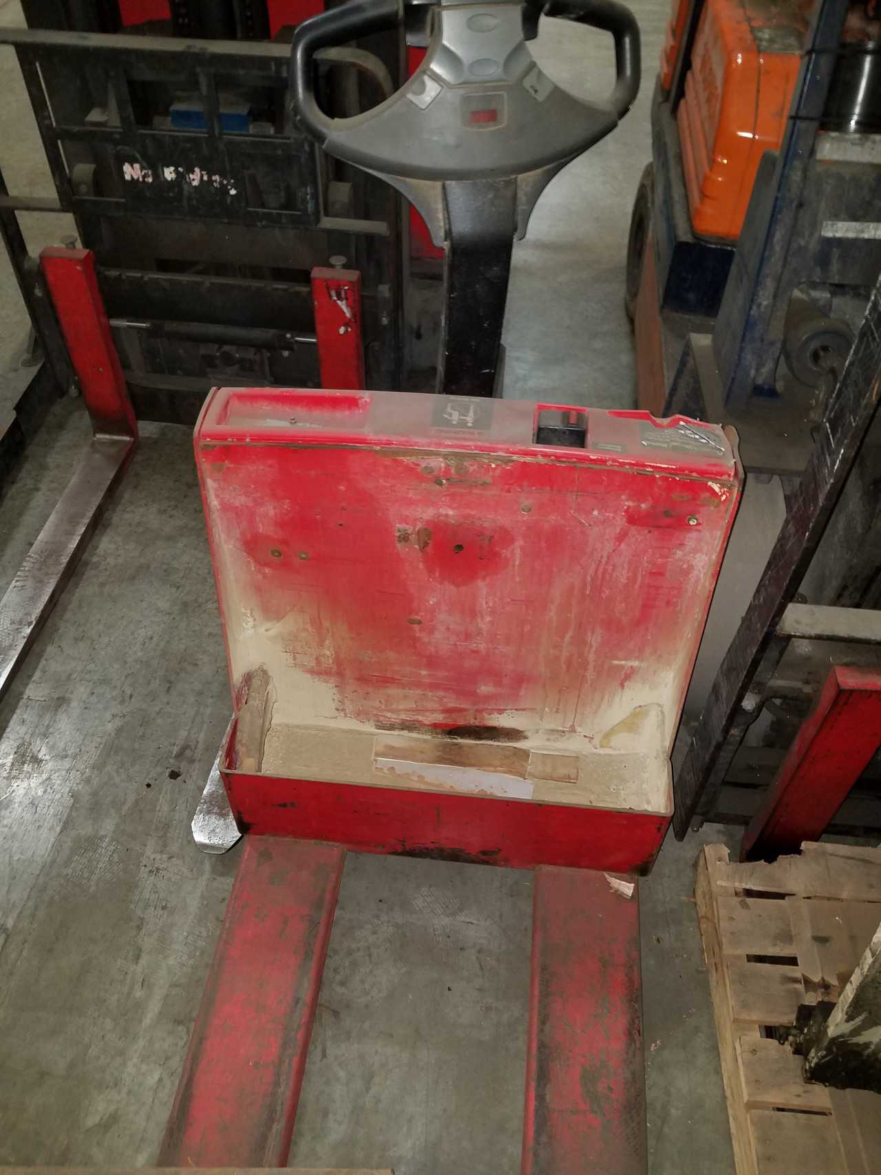 2004 Raymond 102T-F45L walkie pallet jack -Liverpool, NY - MANUAL PALLET JACKS