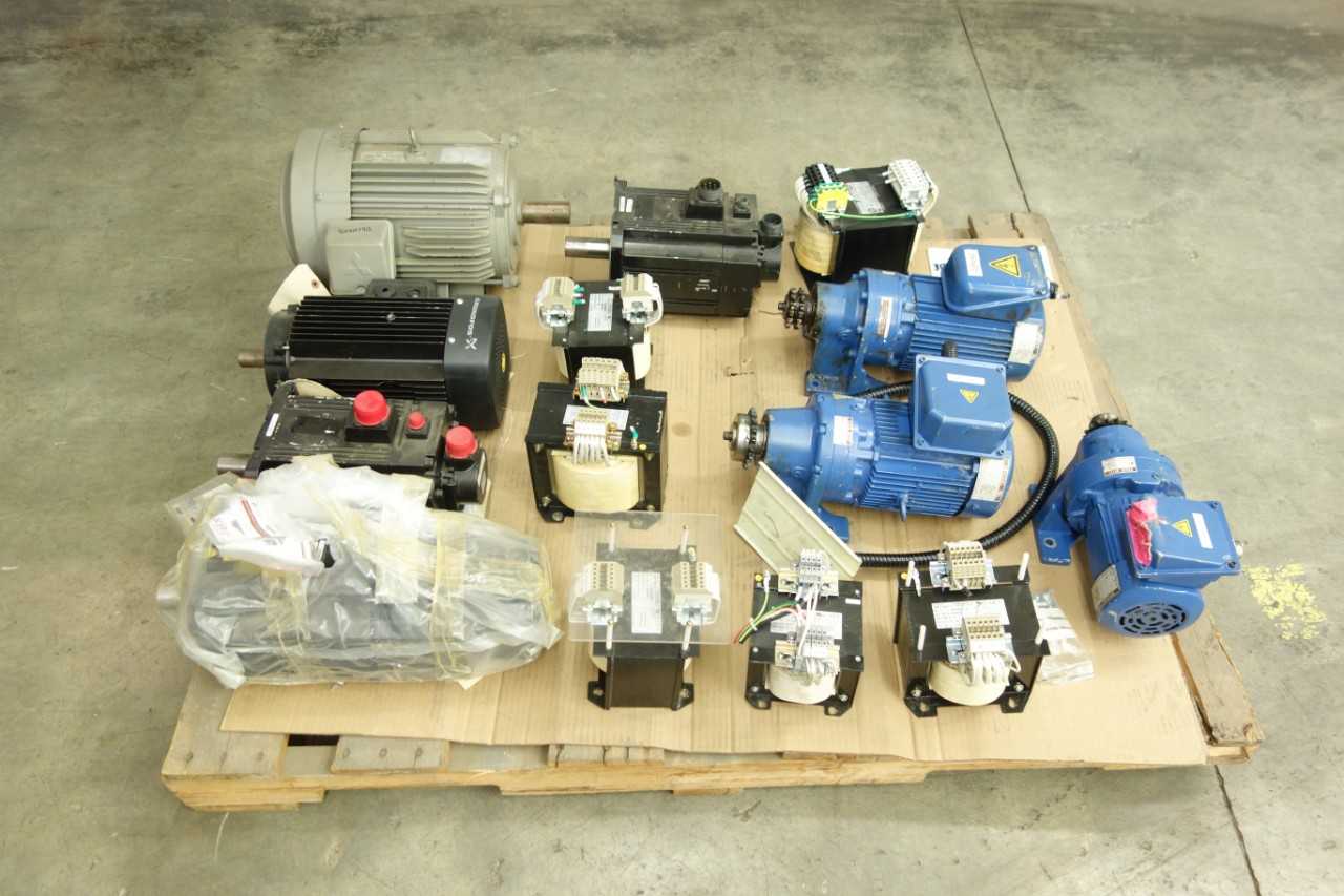 PALLET OF SERVO MOTORS, GEAR MOTORS, TRANSFORMERS - SERVO