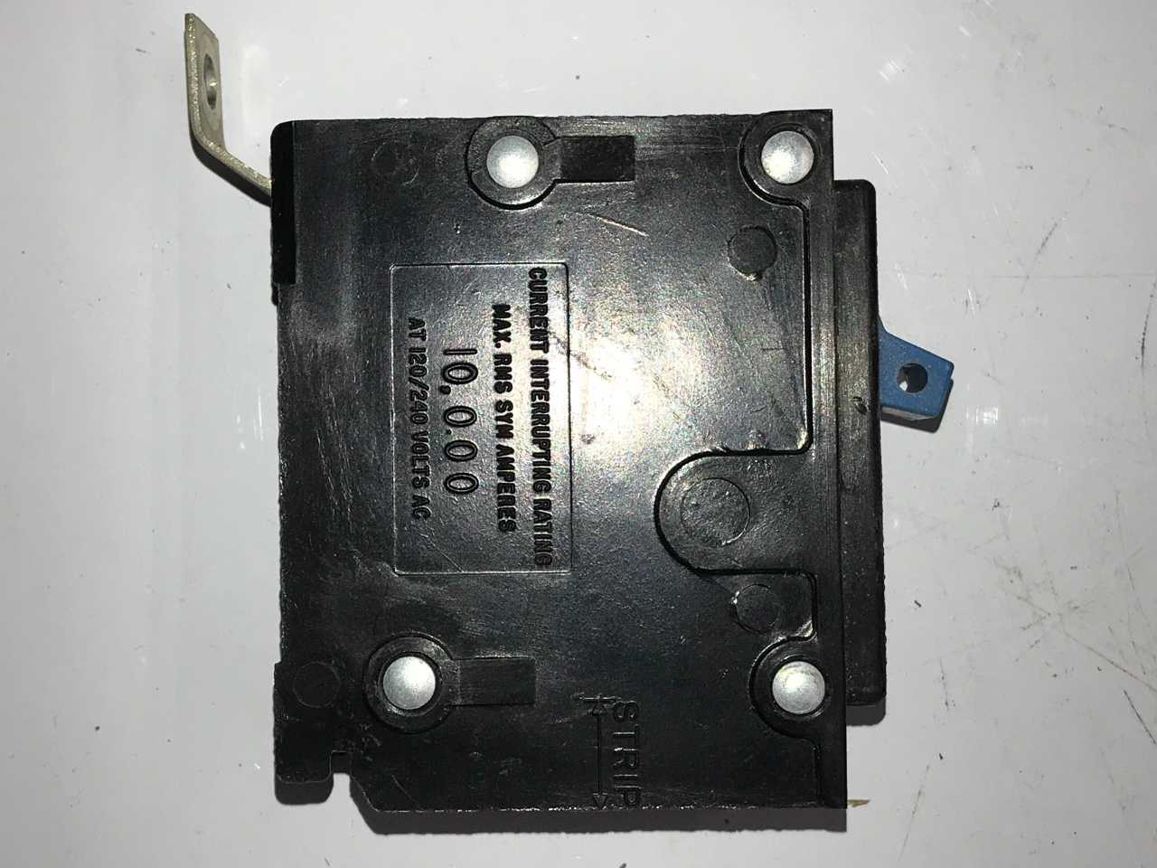 BRYANT 15 A 1P TYPE BAB1015 CIRCUIT BREAKER (QTY 26) - CIRCUIT BREAKERS