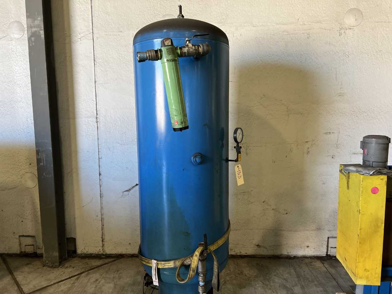 200PSI Vertical Air tank - PROCESS EQUIPMENT