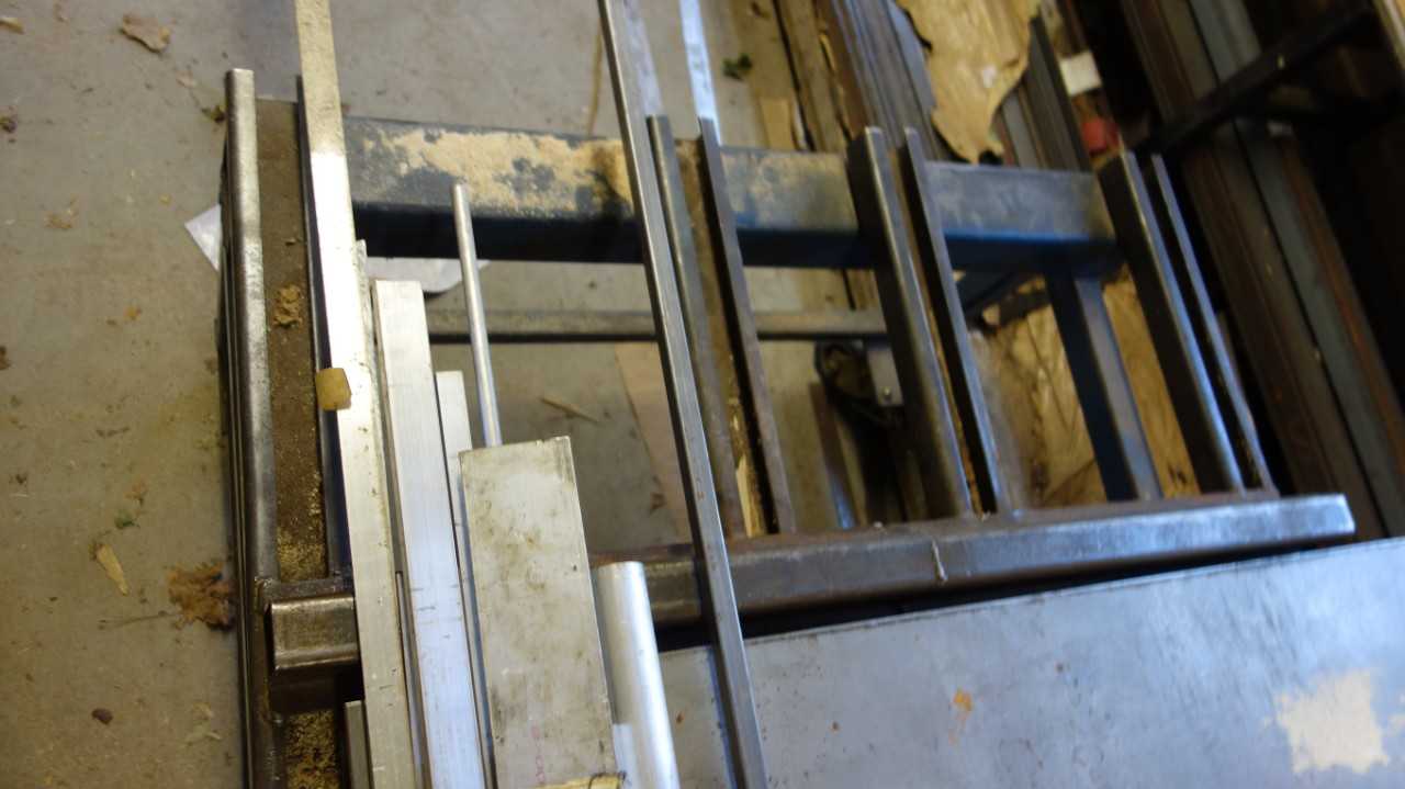 ACCURPRESS ROLLING SHEET METAL FEEDER WORK TABLE (DOES NOT INCLUDE SHEET METAL ON TOP OF TABLE) - CNC CUTTING TABLES