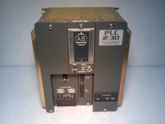 Allen Bradley 1772-LP3 PLC 2/30 Programmable Controller With (4) Module. - MISCELLANEOUS