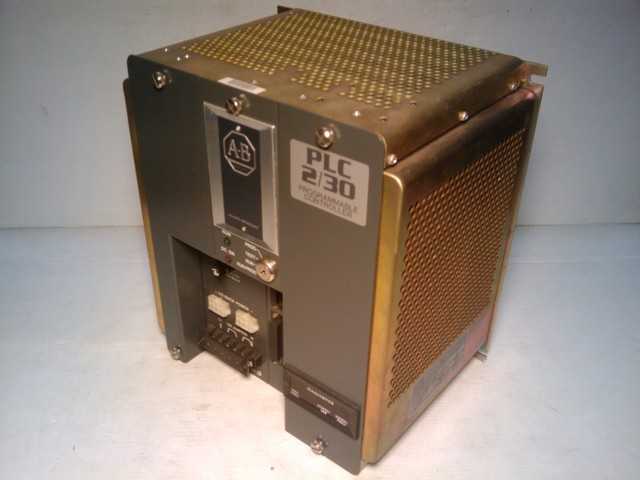 Allen Bradley 1772-LP3 PLC 2/30 Programmable Controller With (4) Module. - MISCELLANEOUS