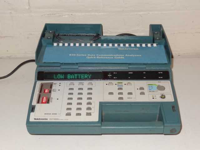 Tektronix 835 Programmable Data Communication Tester - MISCELLANEOUS