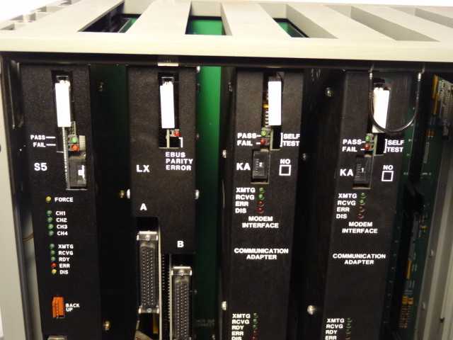 Allen Bradley 1775-A2 PLC-3 Expansion Chassis Programmable Controller W/ 4 Modu - MISCELLANEOUS