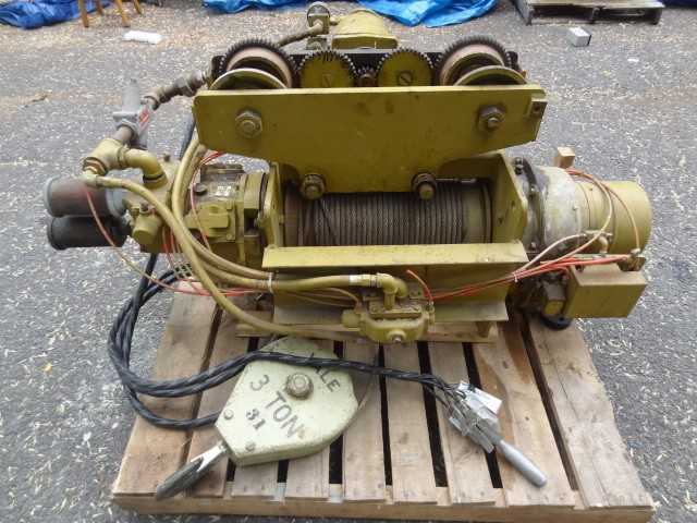 Yale 3 Ton Spark Resistant Cable King Air Powered Wire Rope Hoist - MISCELLANEOUS