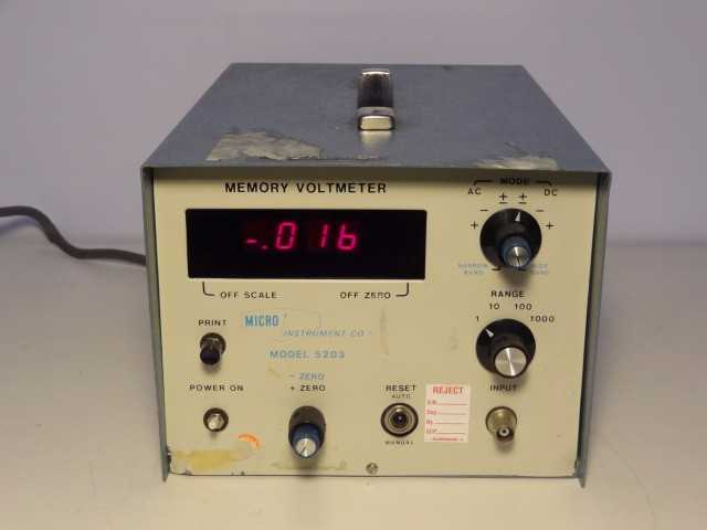 Micro Instrument 5203 Memory Voltmeter - MISCELLANEOUS