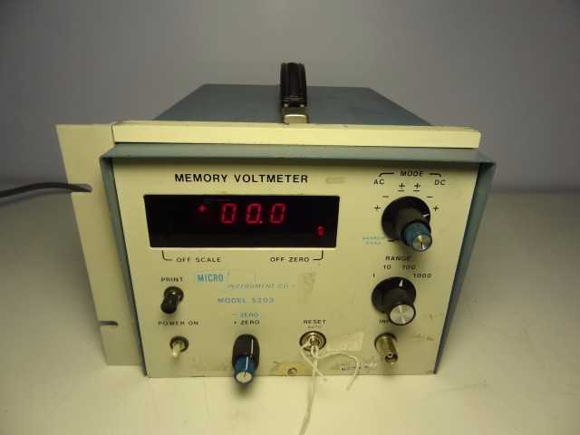 Micro Instrument 5203 Memory Voltmeter  - MISCELLANEOUS