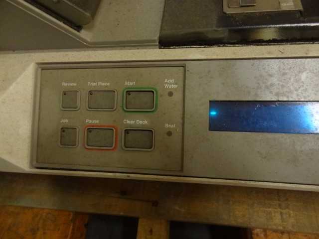 Pitney Bowes F400 Base Unit Spectrum Folder Inserter - MISCELLANEOUS