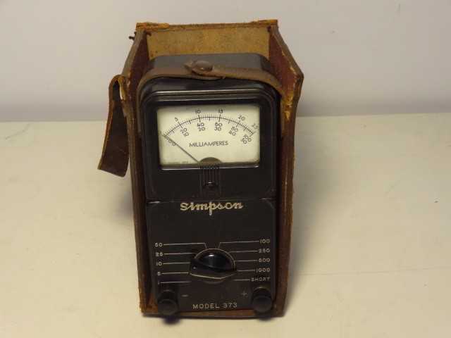 Simpson 373 DC Milliampeters Ampere Meter in Original Leather Case - MISCELLANEOUS