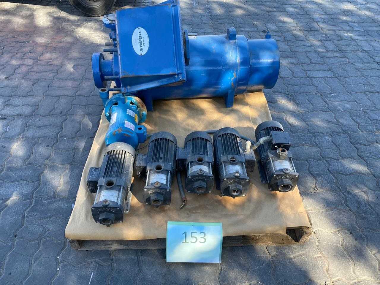 LOT OF ASSORTED PUMPS - PUMPS