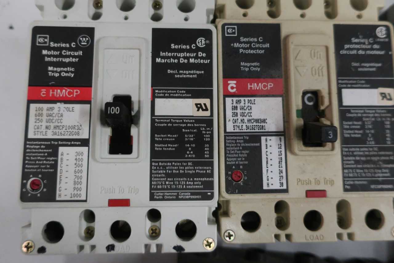 LOT OF 18 ASSORTED EATON CUTLER HAMMER CIRCUIT BREAKERS - CIRCUIT BREAKERS