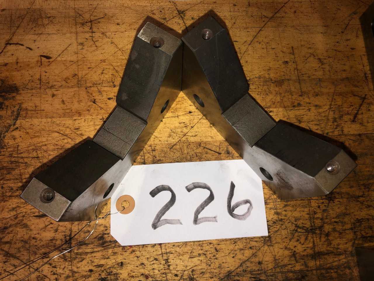 2-Precision V-Block - MACHINING ACCESSORIES & TOOLING