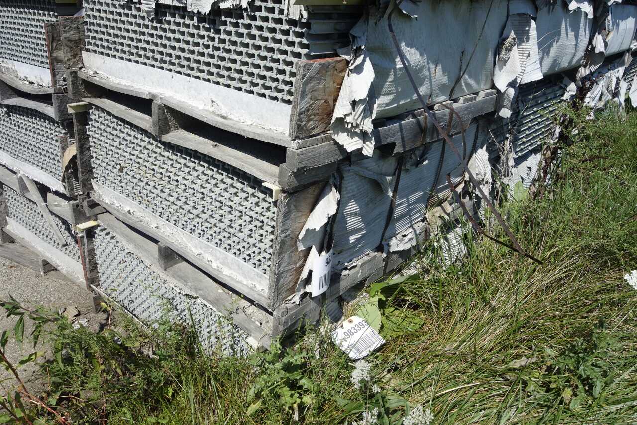 BUNDLE OF 14 STRONGWELL I-6000 DURAGRID 1IN 36IN 240IN PHENOLIC FIRE INTEGRITY COMPOSITE GRATING - SAFETY EQUIPMENT