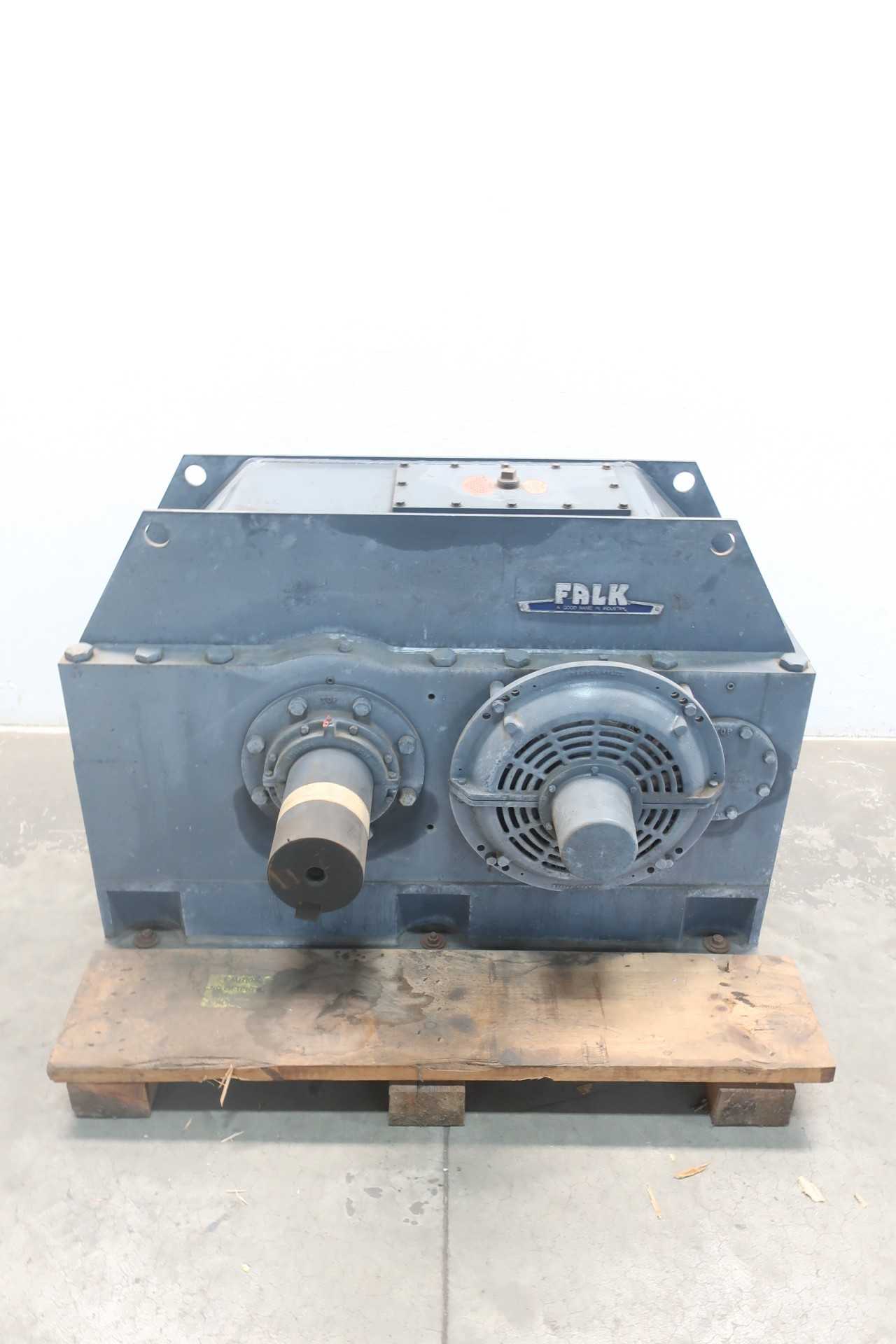 FALK 1125YF1-S ENCLOSED GEAR DRIVE 800HP 5.174:1 - GEAR REDUCERS