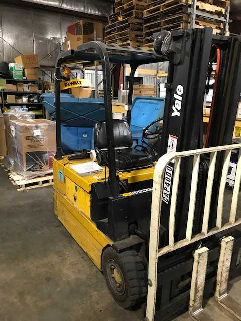 1989 Yale ERP040TDN36SE077 Forklift - FORKLIFTS