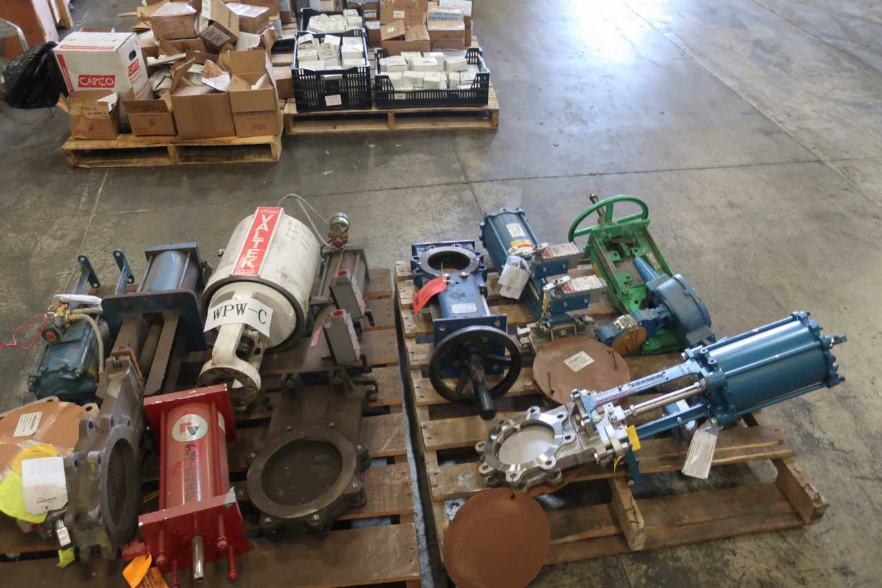 2 PALLETS OF ASSORTED KNIFE GATE VALVES AND VALVES PARTS - VALVES