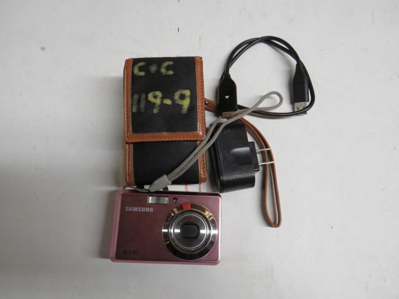 SAMSUNG ES55 10.2 MEGA PIXELS CAMERA - MISCELLANEOUS