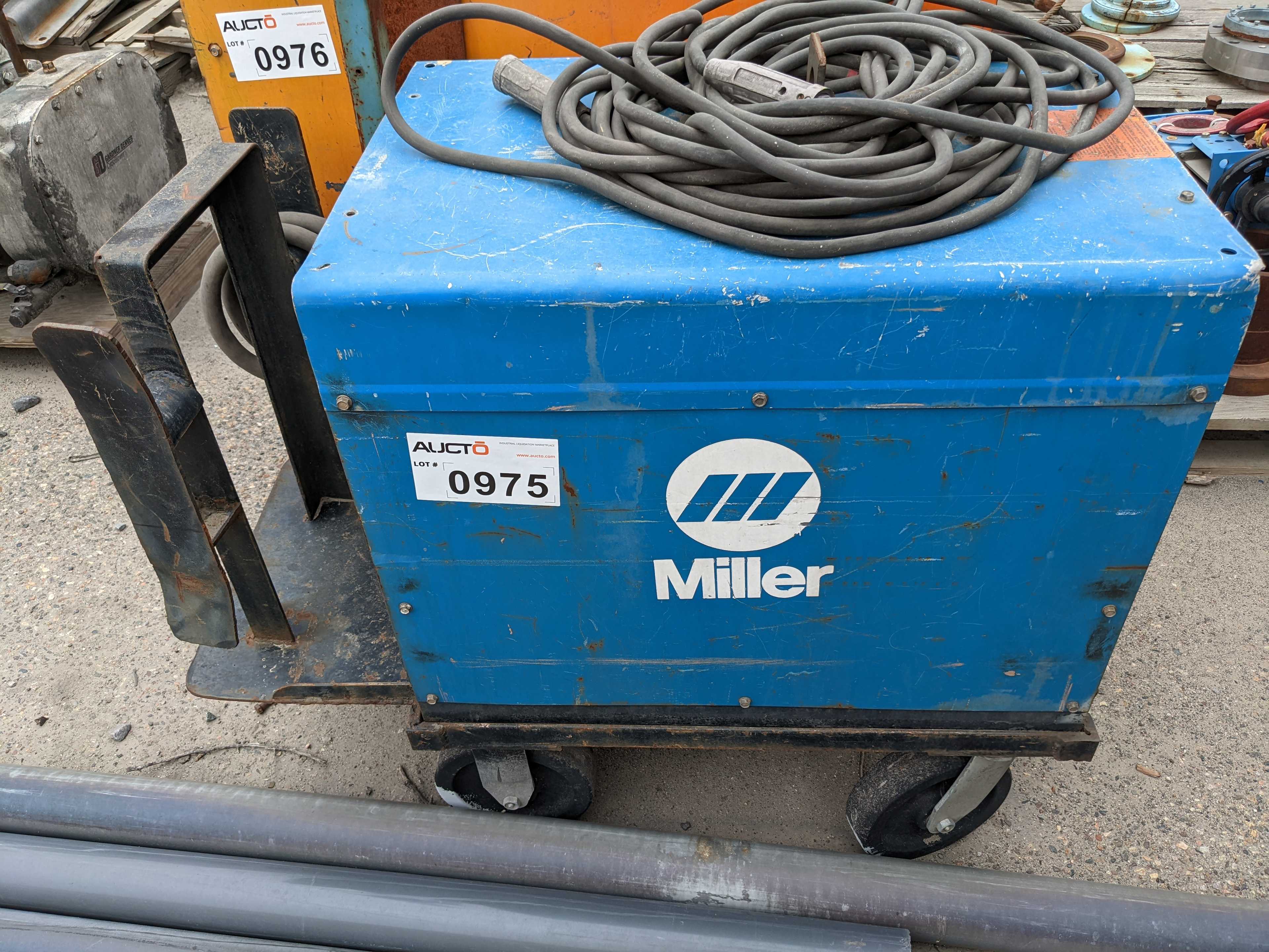 WELDER - WELDING EQUIPMENT WELDER - WELDING EQUIPMENT