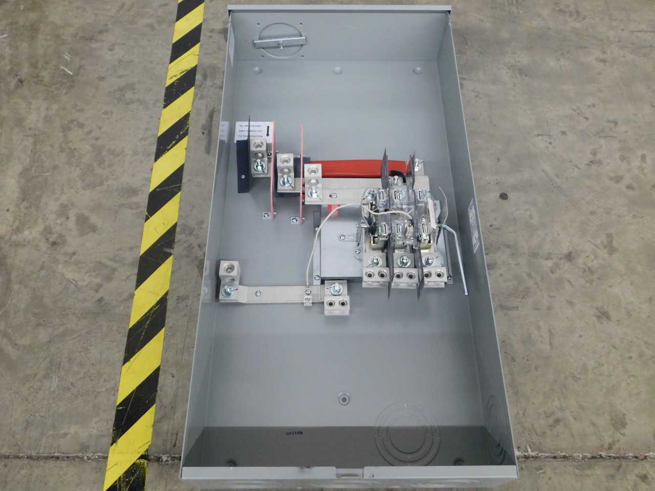Quantity of 1x UTH73369UHLCH Electrical Enclosures - ELECTRICAL ENCLOSURES