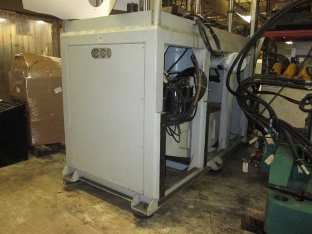 Multitech V160/2100 45MM Screw 160 Ton Vertical Injection Molding Machine - MACHINE TOOLING