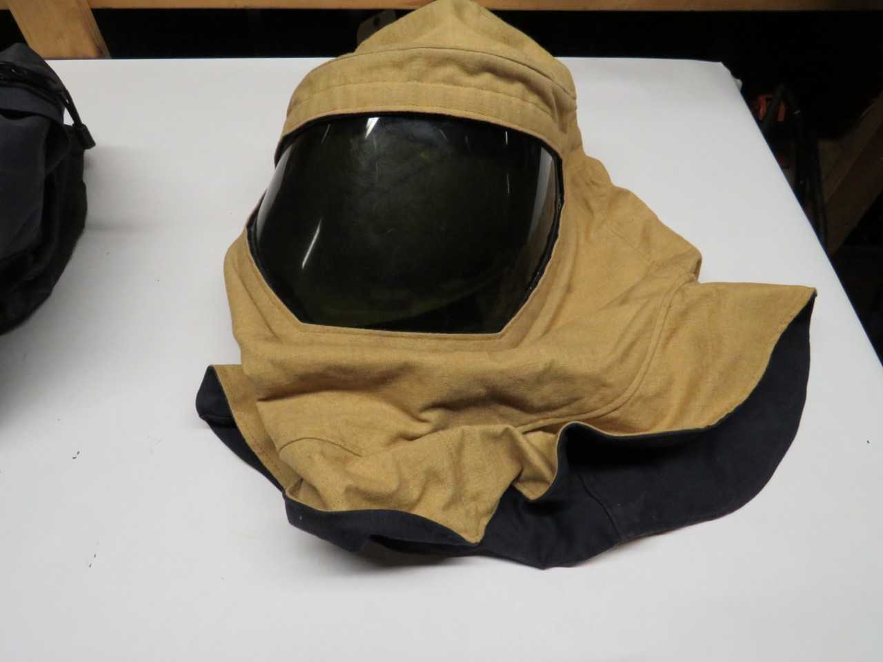 AGO SP-800-2 FLASH HOOD 42CAL/CM2 - WELDING EQUIPMENT