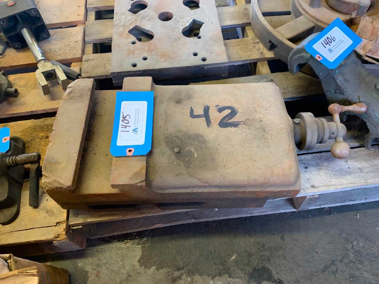 8 " Vise - ELECTRIC POWER TOOLS