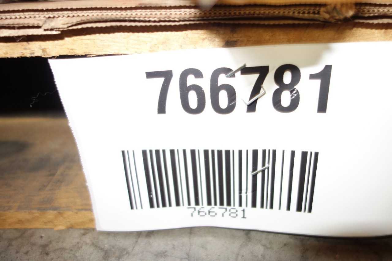 1 PALLET OF ASSORTED LINEAR BEARINGS AND RAILS - BEARINGS