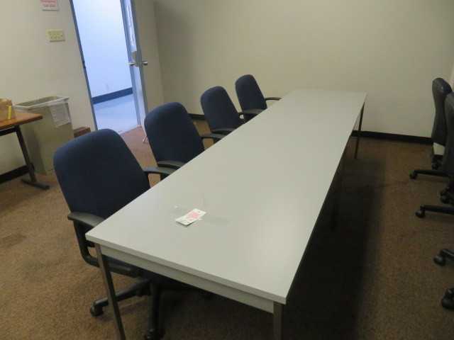 Tables and chairs lot - MISCELLANEOUS