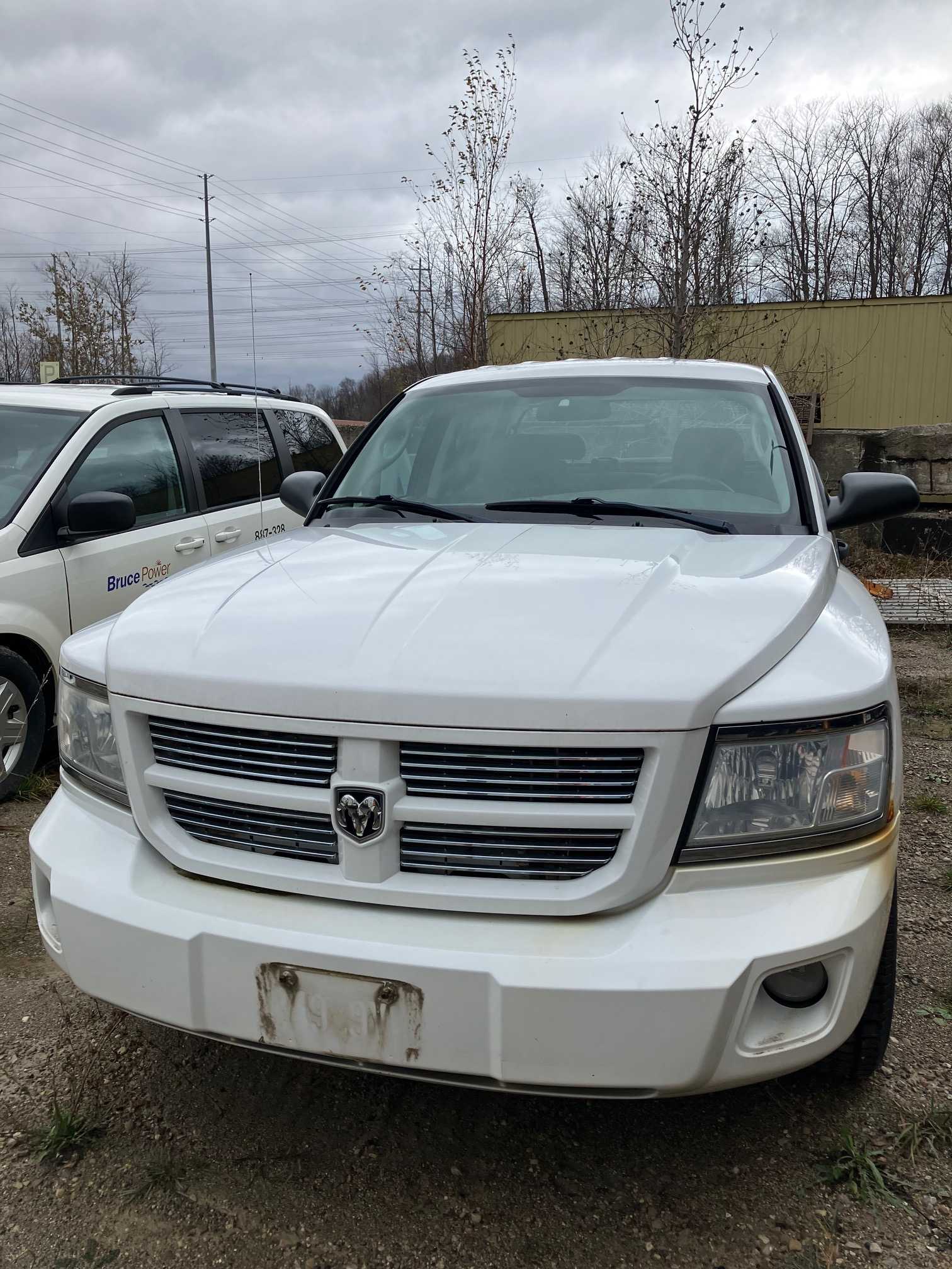 2010 DODGE DAKOTA SXT - HYDRO EXCAVATOR TRUCKS