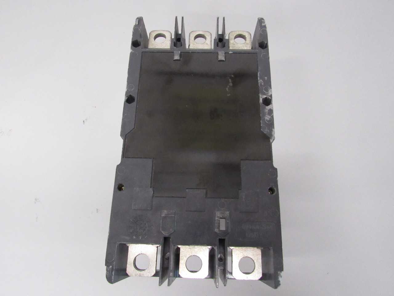 [SALVAGE - FOR PARTS ONLY] Eaton LGE3630NN MCCB 3P 630A - CIRCUIT BREAKERS