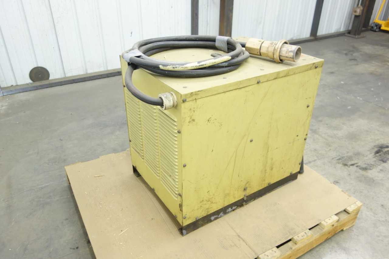 HOBART R-300-S MEGA-ARC 300 STICK WELDER - WELDING EQUIPMENT