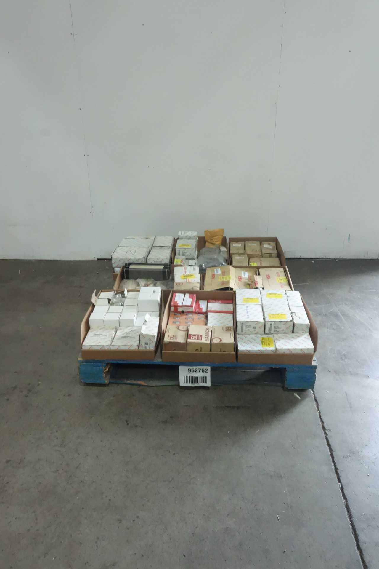 PALLET OF ASSORTED LINEAR BEARINGS AND GUIDES - BEARINGS