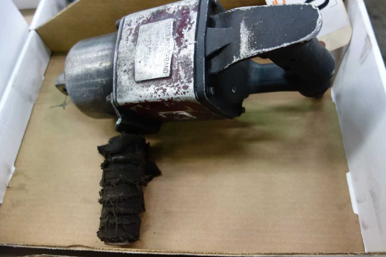 INGERSOLL RAND PNEUMATIC IMPACT WRENCH - PNEUMATIC POWER TOOL