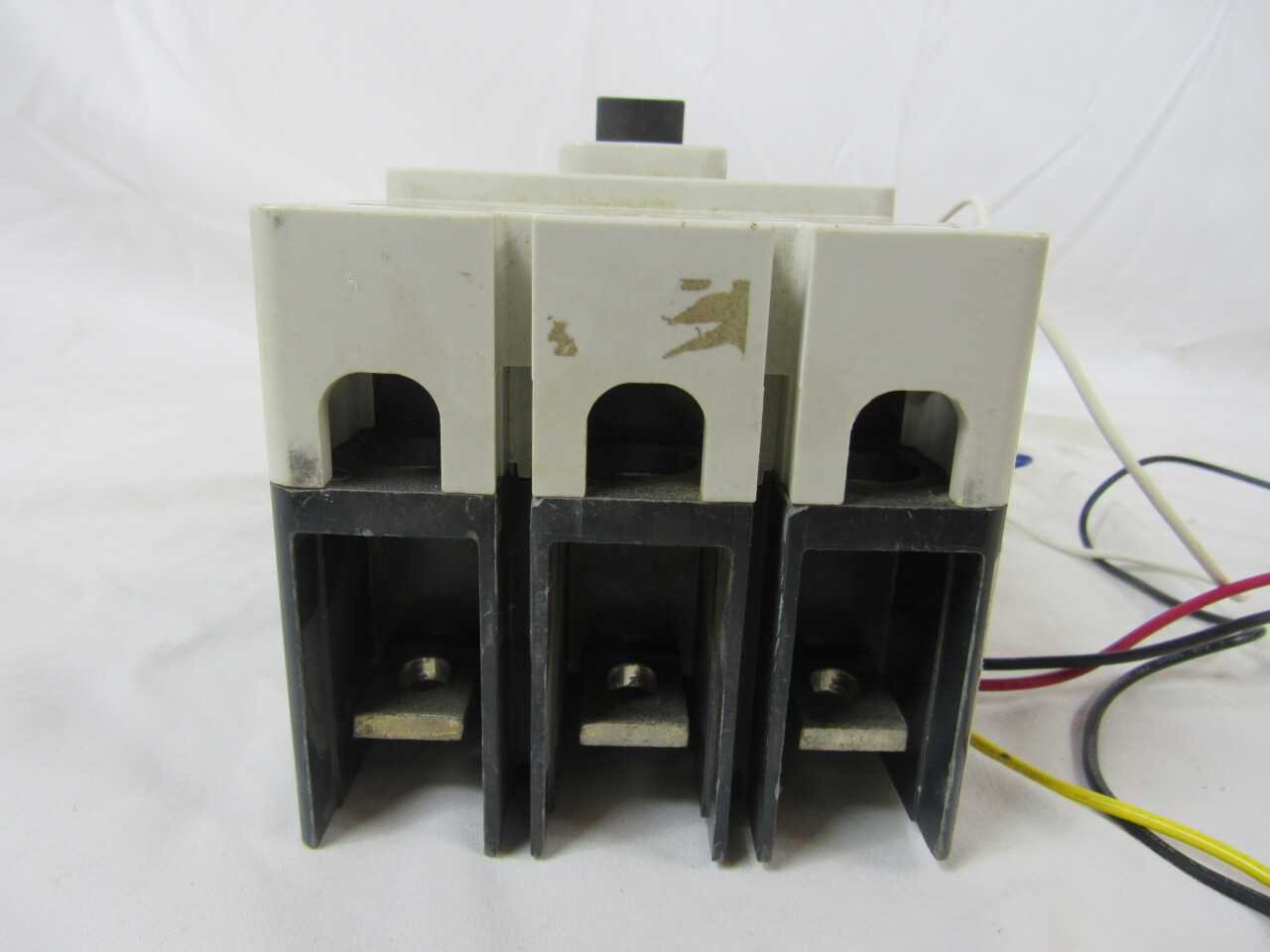 Quantity of 1x HJD3250 MCCB/Molded Case Circuit Breaker - CIRCUIT BREAKERS