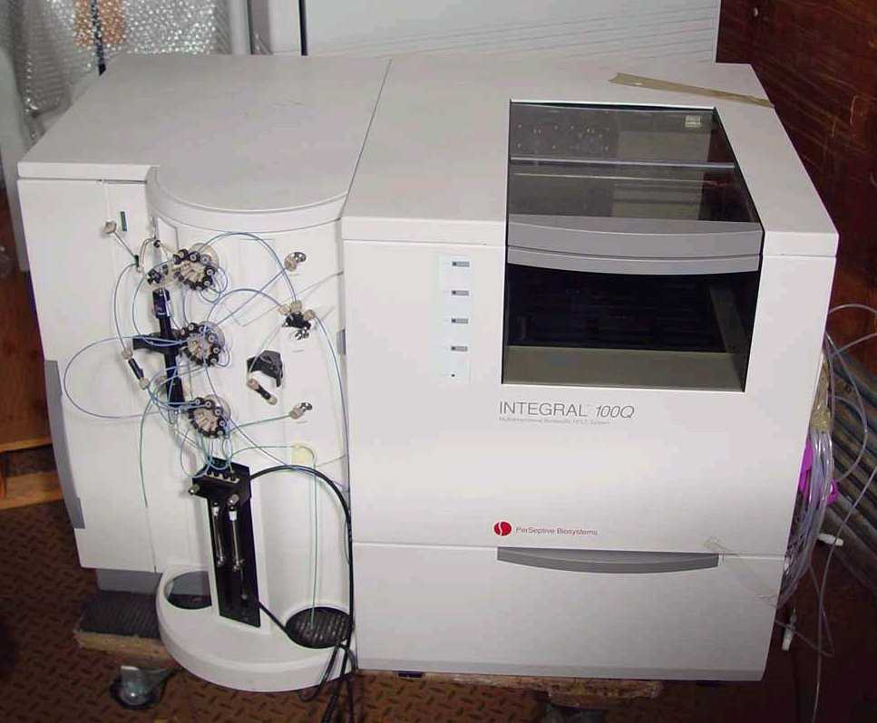 Perseptive Biosystem Integral 100Q Multidimensional Biospecific HPLC System  - LAB & SCIENTIFIC