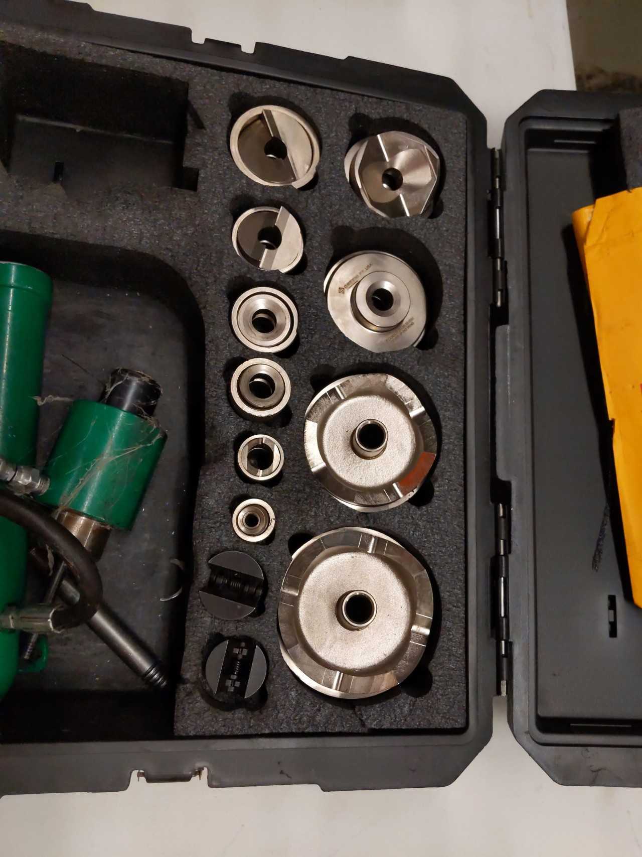 Greenlee Slug buster knockout kit - MISCELLANEOUS