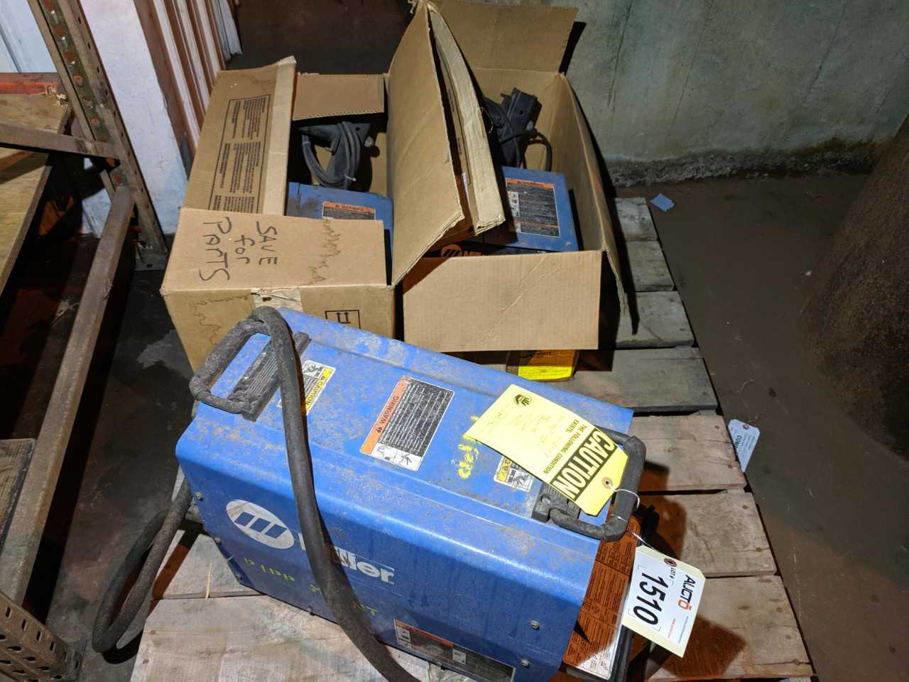 MILLER XMT 304 CC/CV WELDER AND 2X 22A WIRE FEEDERS - WELDING EQUIPMENT MILLER XMT 304 CC/CV WELDER AND 2X 22A WIRE FEEDERS - WELDING EQUIPMENT
