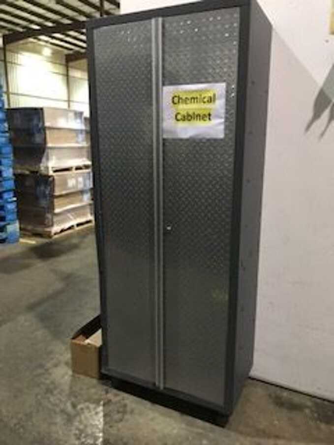 Container #5 (4733848) with Contents, Various Conveyors, Supplies and more (Container included) - INDUSTRIAL PARTS