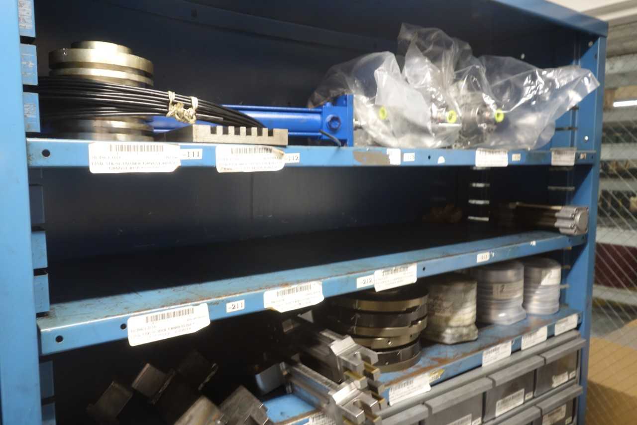 Contents of 1x section shelving - SHELVING