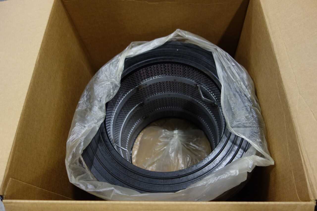 1 PALLET OF MIDWEST AIR FILTERS - PROCESS EQUIPMENT