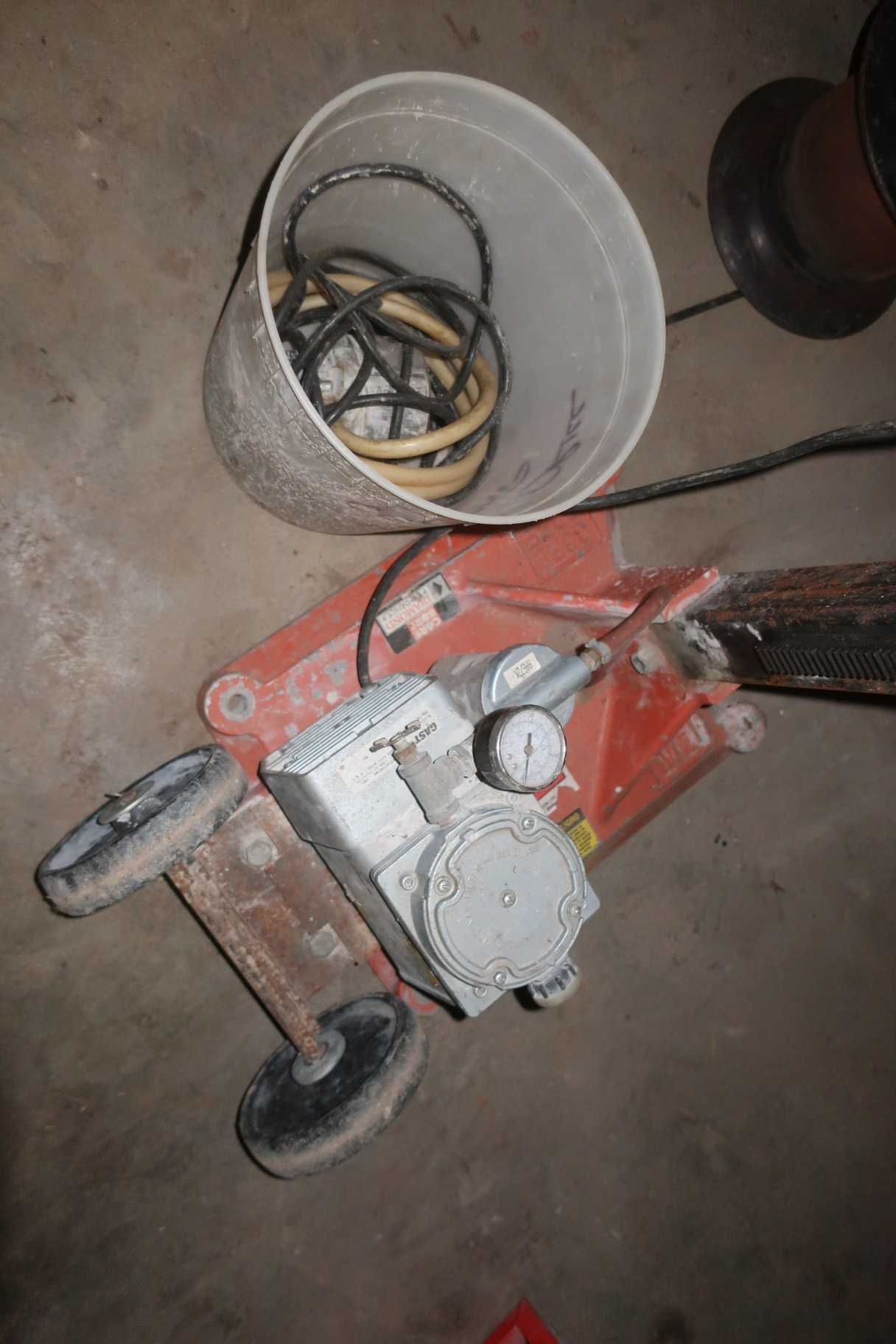MILWAUKEE 4004 DYMODRILL 120V-AC CORE DRILL W/ PARTS - ELECTRIC POWER TOOLS