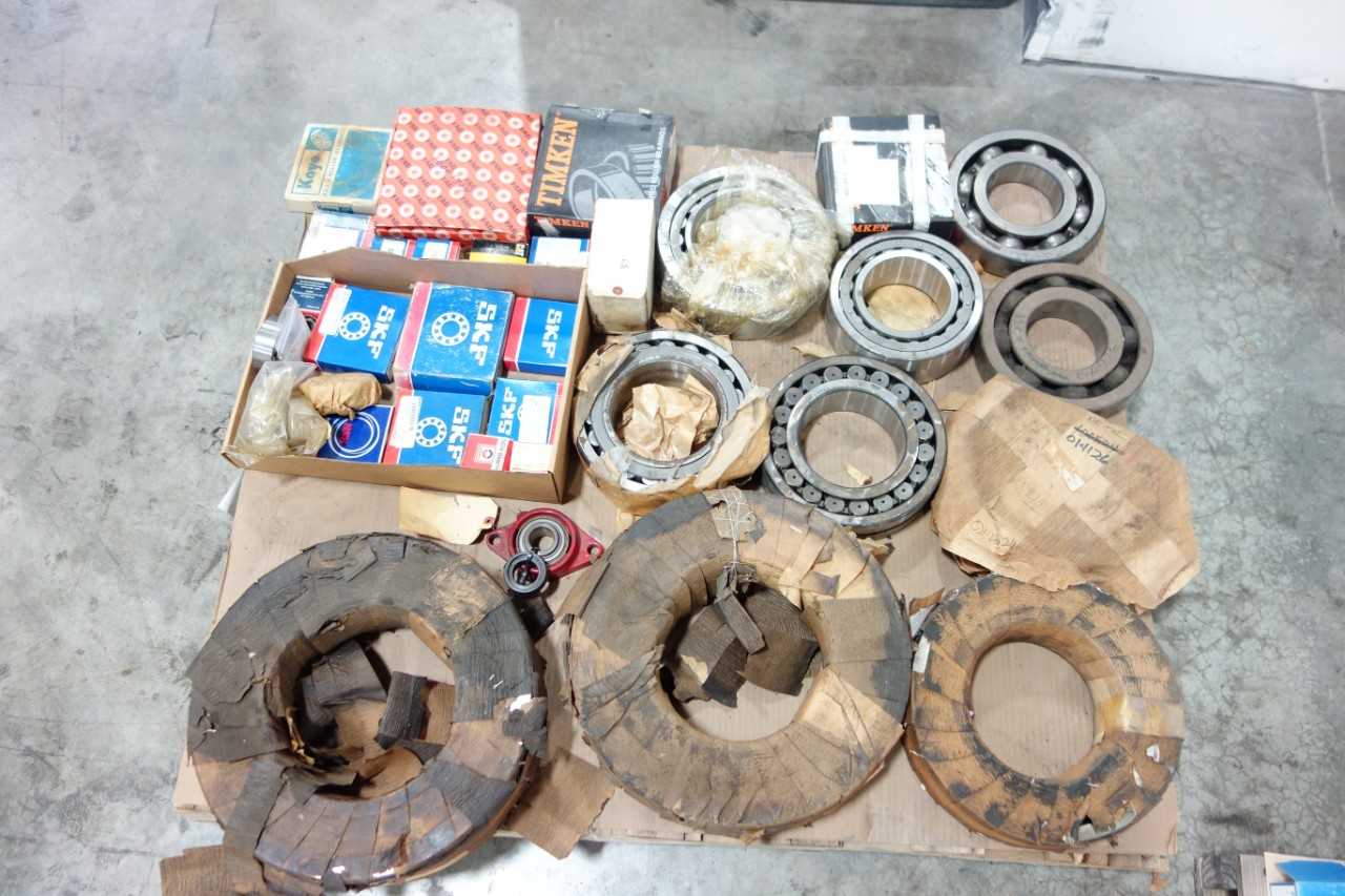 1 PALLET OF ASSORTED BEARINGS - BEARINGS