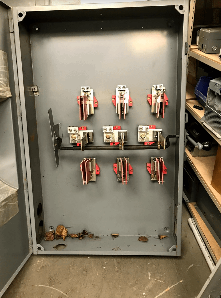 Enclosed Switch Interrupter (12) - ELECTRICAL COMPONENTS Enclosed Switch Interrupter (12) - ELECTRICAL COMPONENTS