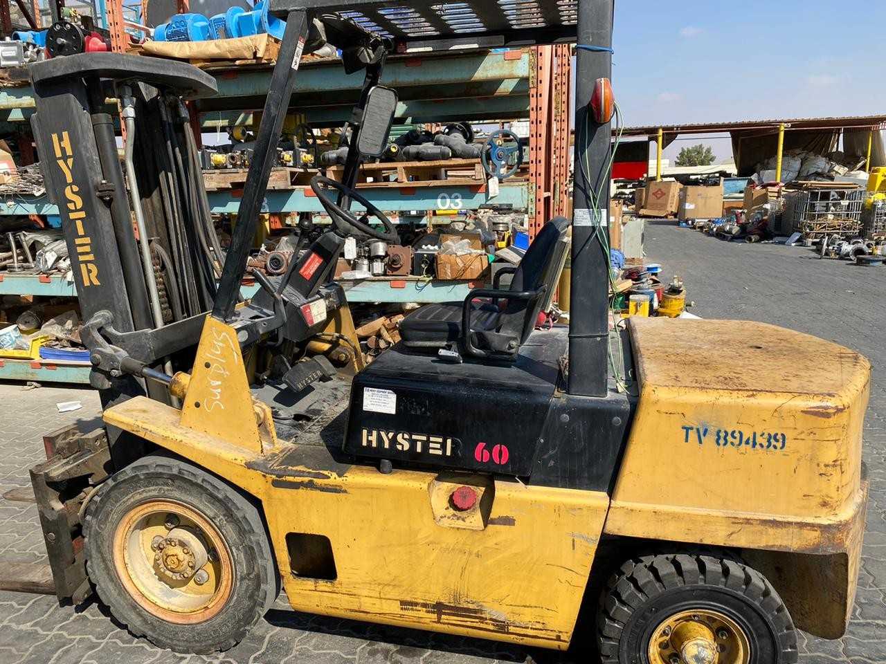 LOT OF 1 HYSTER FORK LIFTER - FORKLIFTS
