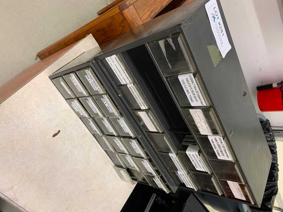 Organizers/ Cabinet  ( No Contents ) - SHELVING
