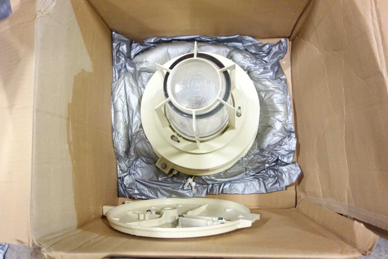 4 PALLETS OF ASSORTED ELECTRICAL - ELECTRICAL COMPONENTS